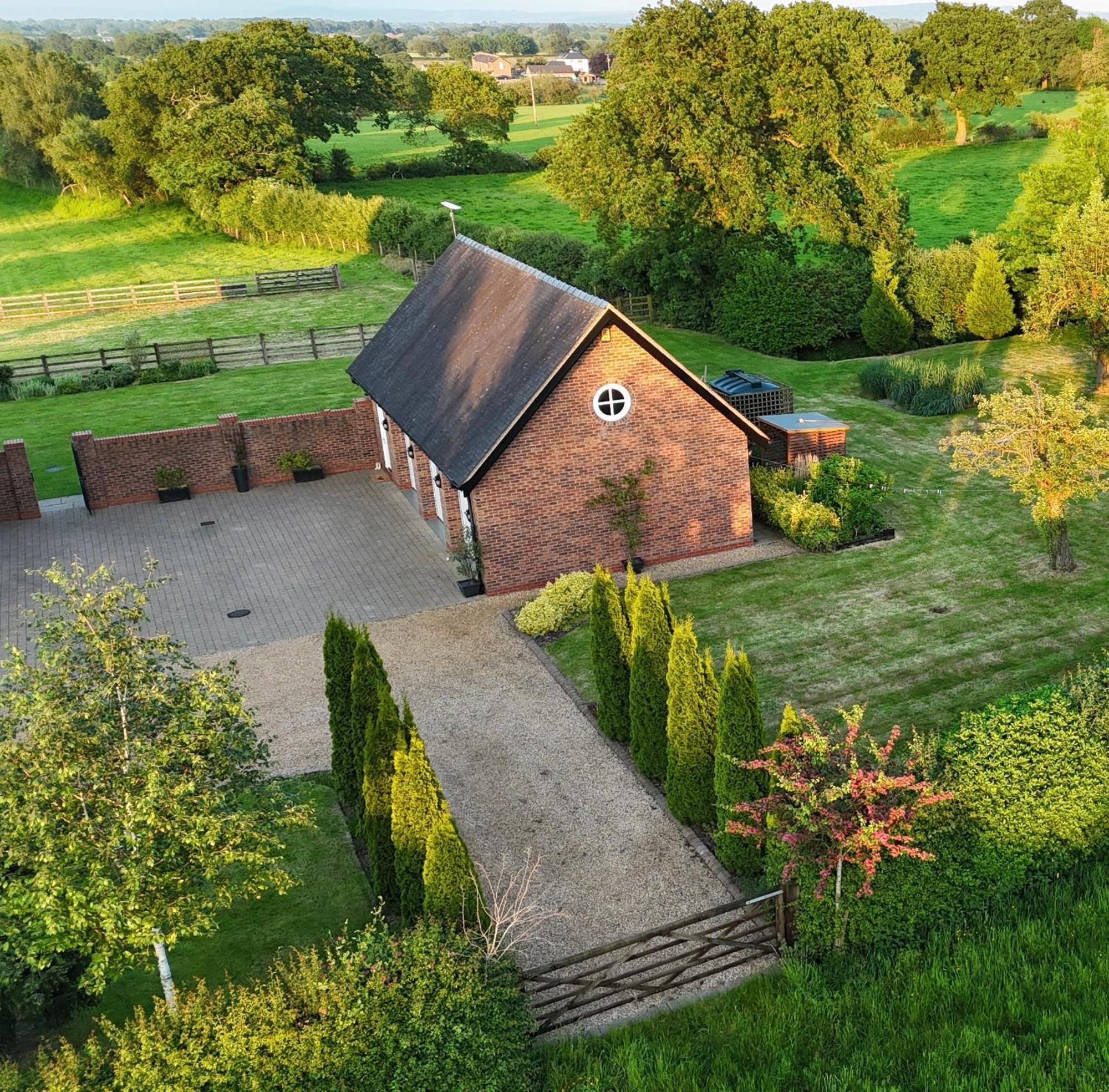 Cheshire Retreat At Within Street Farm Middlewich Exterior foto